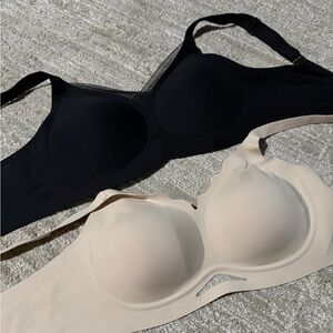 Seamless Black and Cream Bra Set
